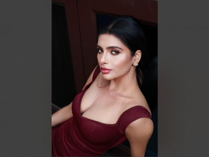 Ayeesha Aiman, Patna, Mumbai, Bollywood, Miss India International, Bihari Actress, India Lockdown, Madhur Bhandarkar, Terence Lewis, Inspector Avinash, AK-47, Pakhi, Bihar, Indian Cinema, Women Empowerment, Inspirational Story, Aeronautical Engineer, Pageantry, Film Shooting Patna, Shahrukh Khan, MS Dhoni